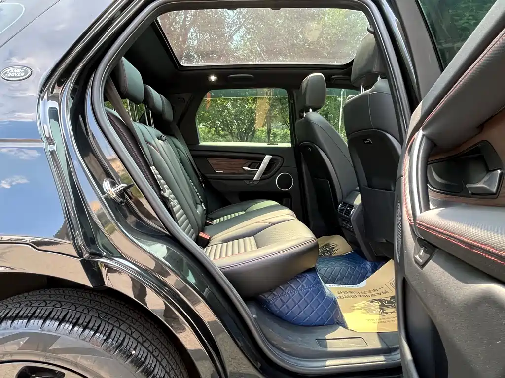Land Rover Discovery Sport 2022 — фото 16