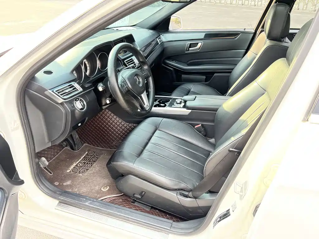 Mercedes-Benz E-Class 2016 — фото 10