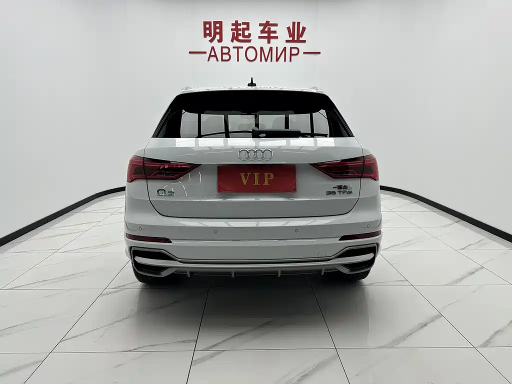 Audi Q3 2022 — фото 10