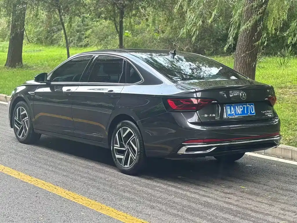 Volkswagen Sagitar 2023