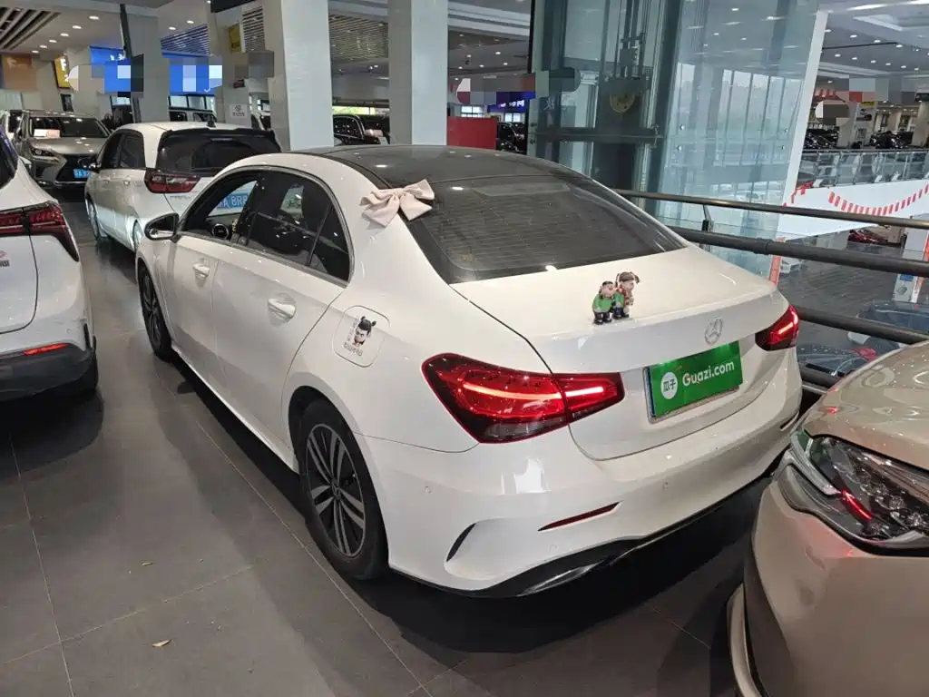 Mercedes-Benz A-Class 2020 — фото 23