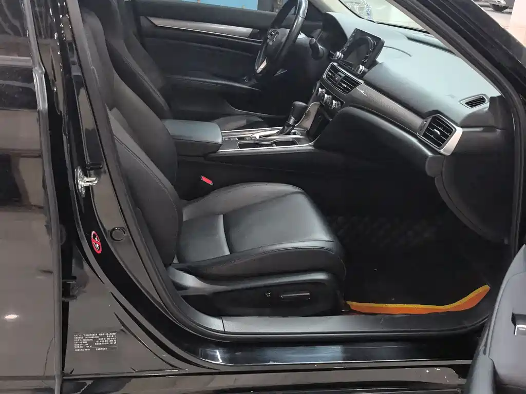 Honda Accord 2021 — фото 12