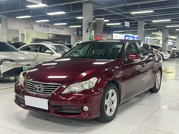 Toyota Reiz 2012