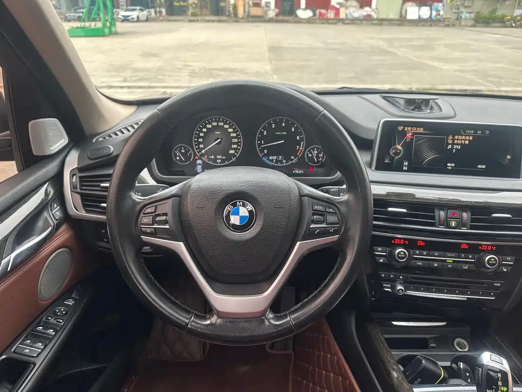 BMW X5 2015 — фото 18