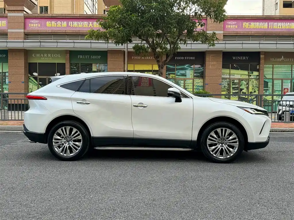 Toyota Harrier 2022 — фото 9
