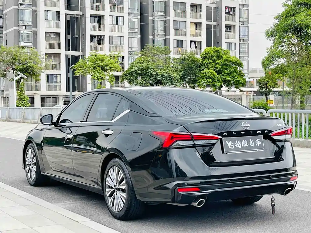 Nissan Teana 2023 — фото 12