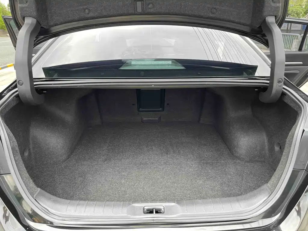 Nissan Teana 2023 — фото 15