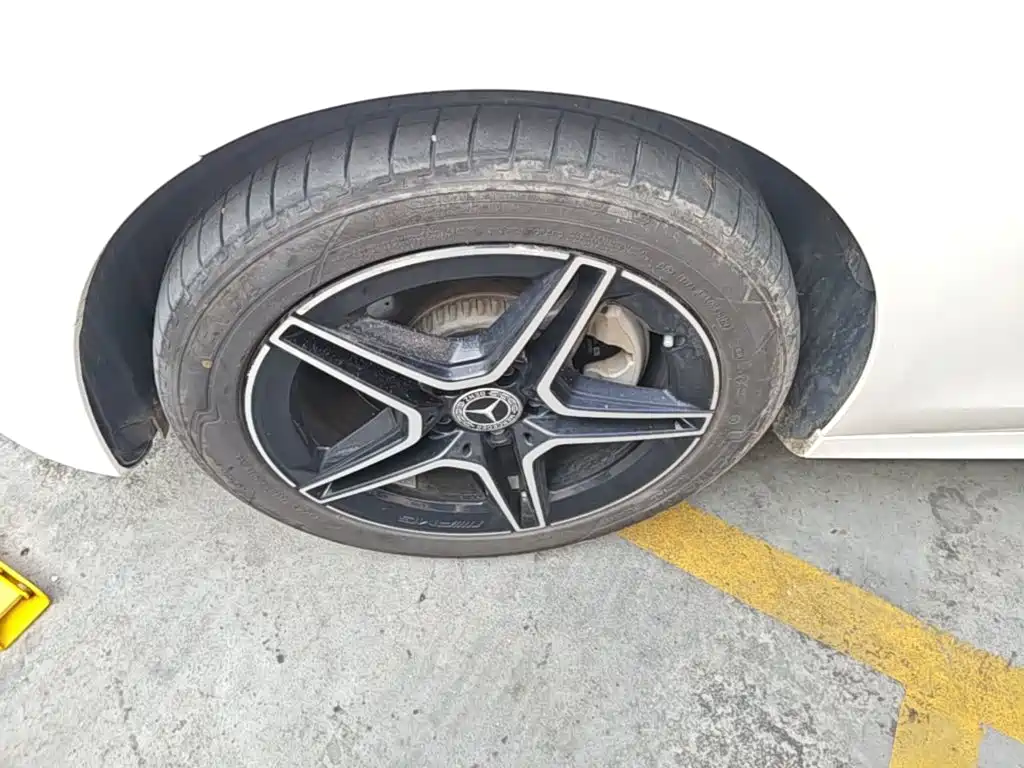 Mercedes-Benz E-Class 2022 — фото 23