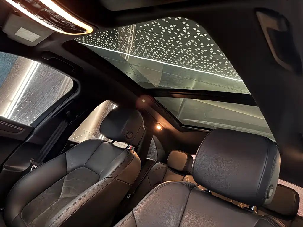 Porsche Macan 2019 — фото 6