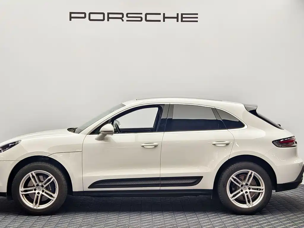 Porsche Macan 2025 — фото 4