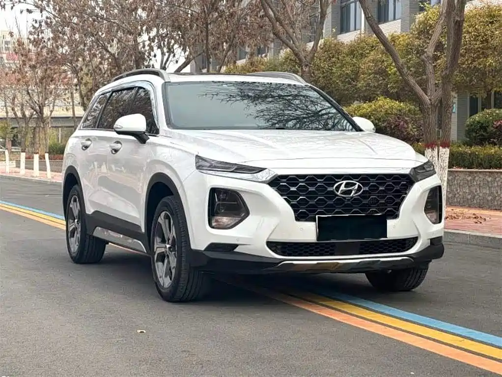 Hyundai Santa Fe 2021 — фото 3
