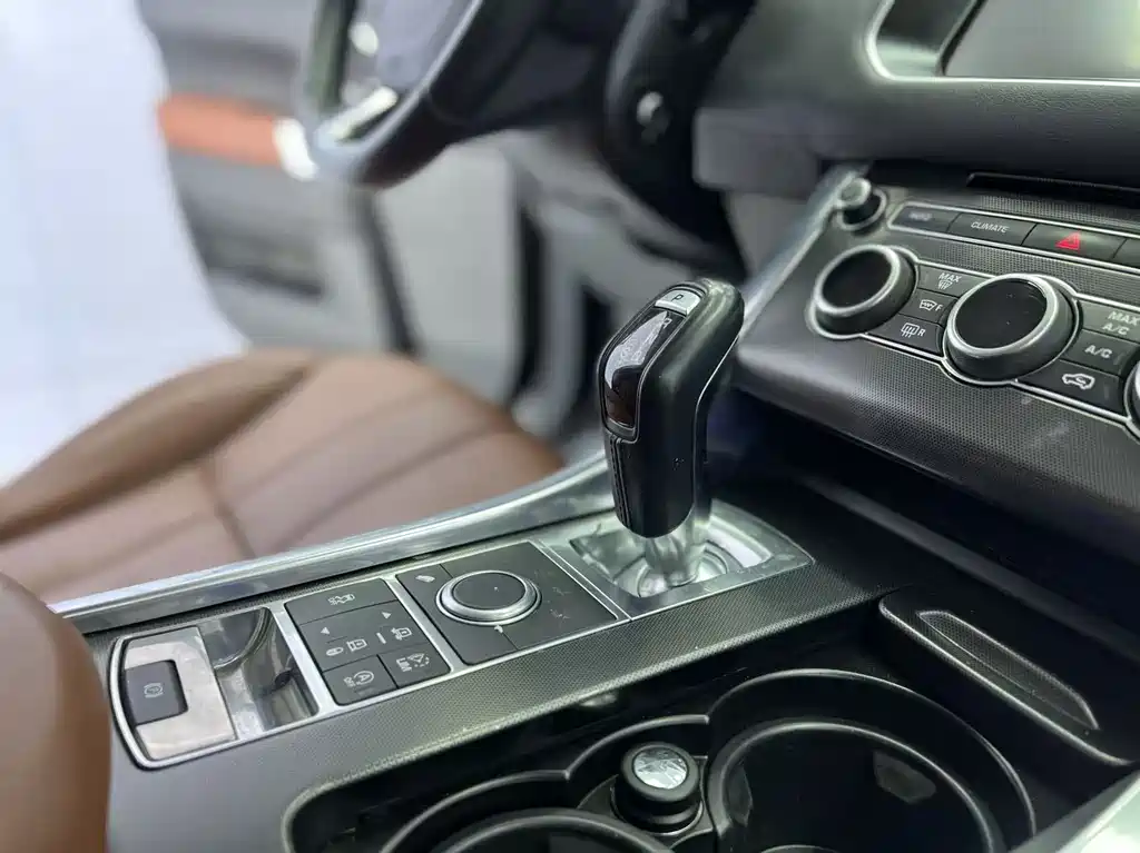 Land Rover Sport 2017 — фото 13