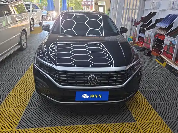 Volkswagen Passat 2024