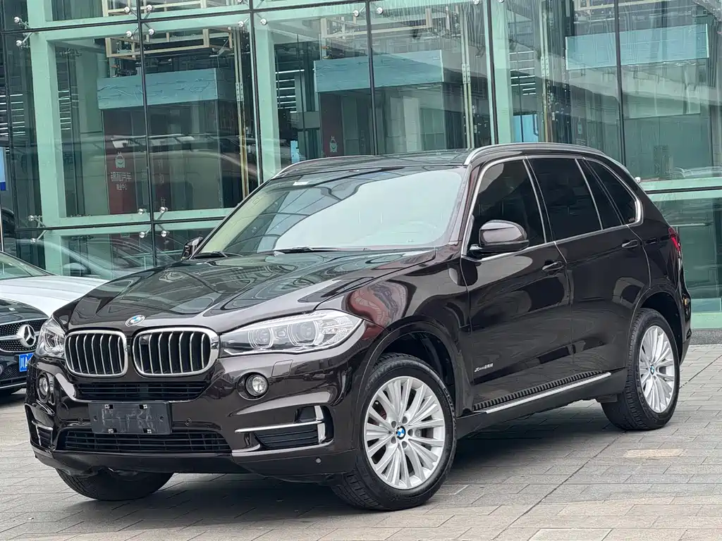 BMW X5 2017 — фото 1