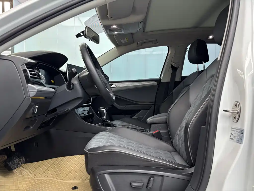 Volkswagen Sagitar 2023