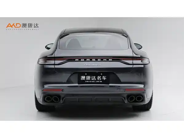 Porsche Panamera 2022