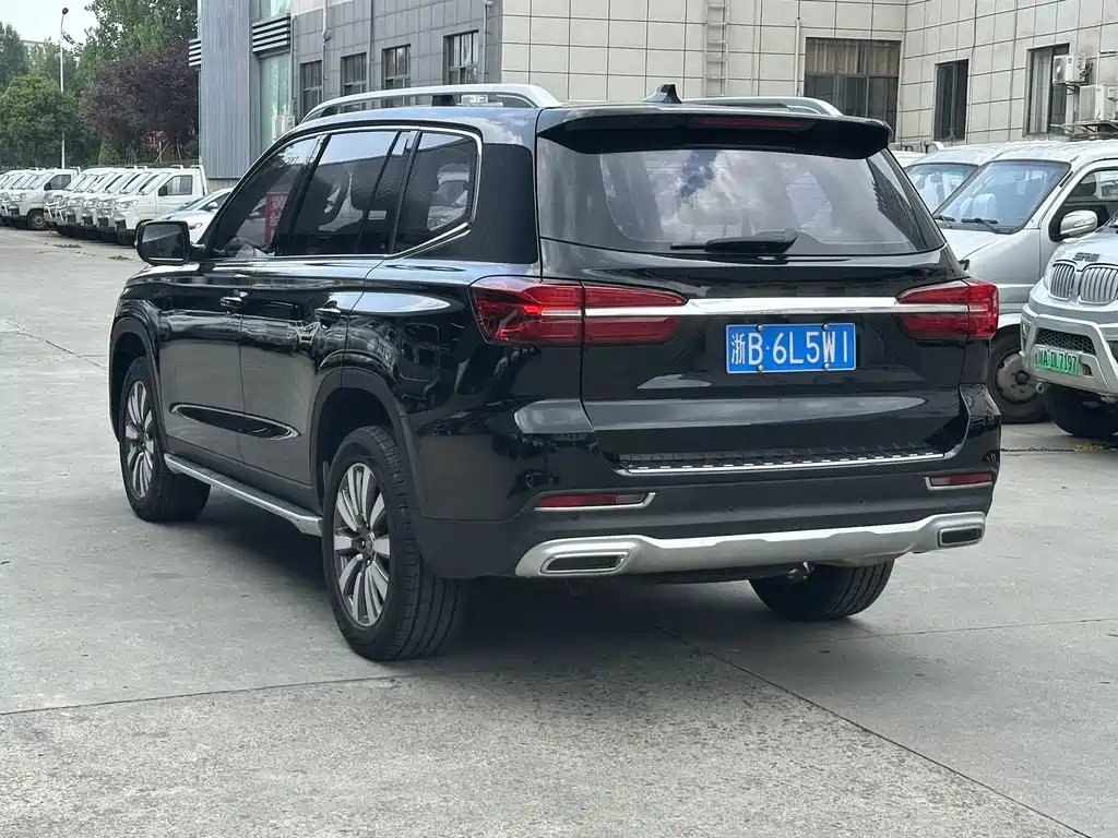 Roewe RX8 2018 — фото 14