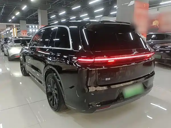 Li Auto L8 2024