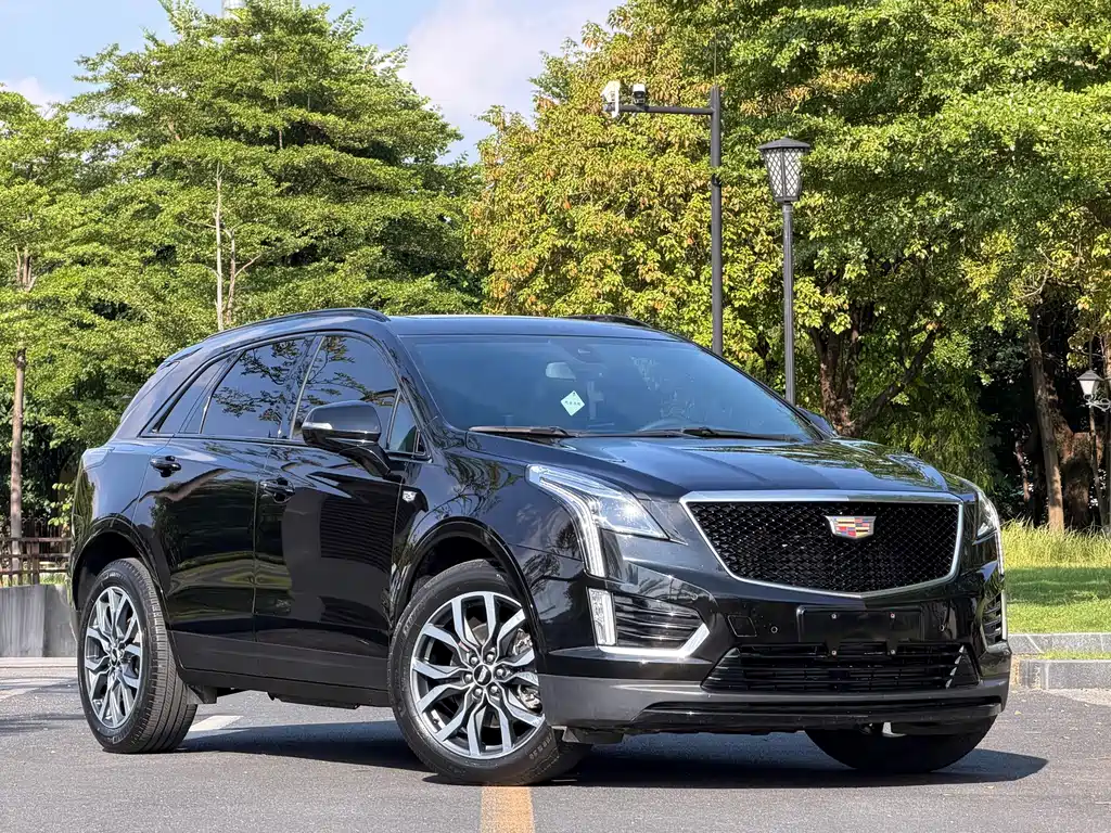 Cadillac XT5 2022 — фото 2