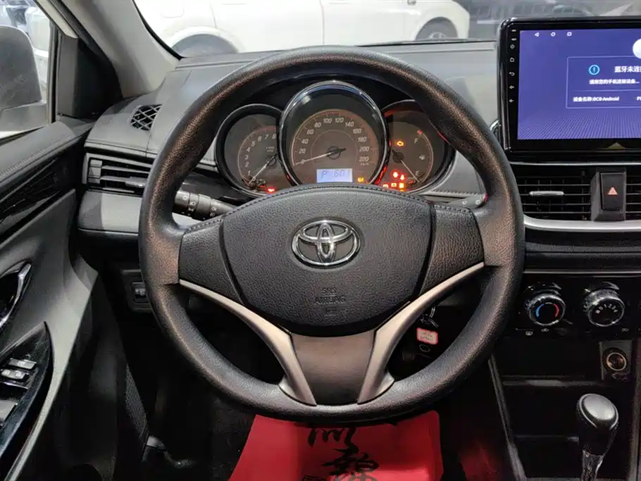 Toyota Yaris L 2021 — фото 14
