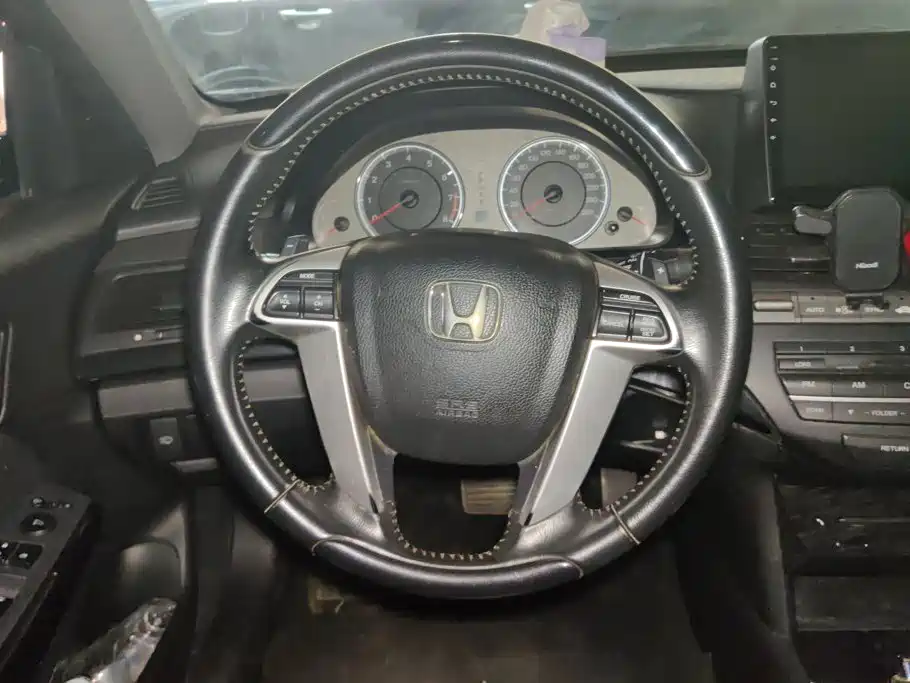 Honda Accord 2013 — фото 15