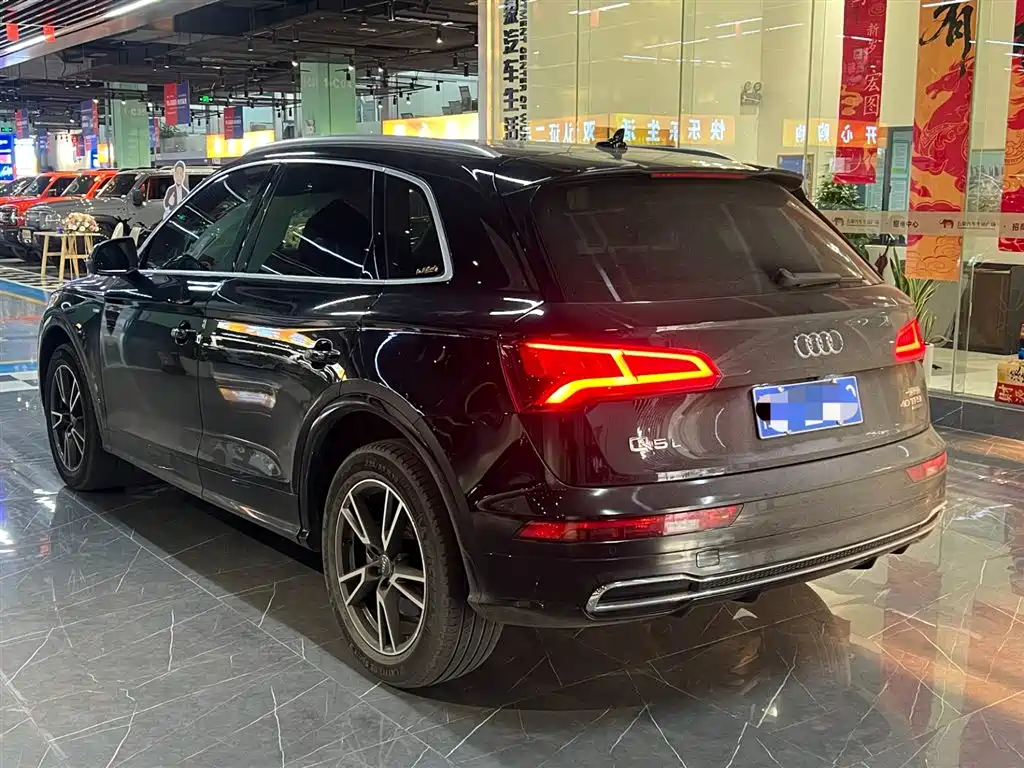 Audi Q5L 2019 — фото 3
