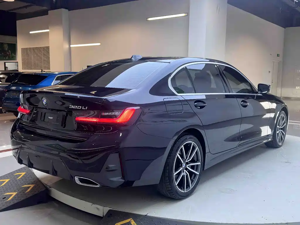 BMW 3 Series 2023