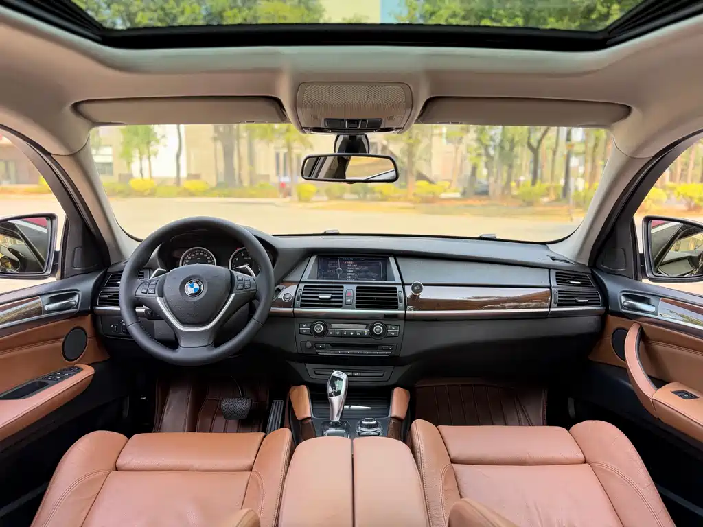 BMW X6 2012 — фото 15