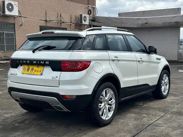 Landwind X7 2015