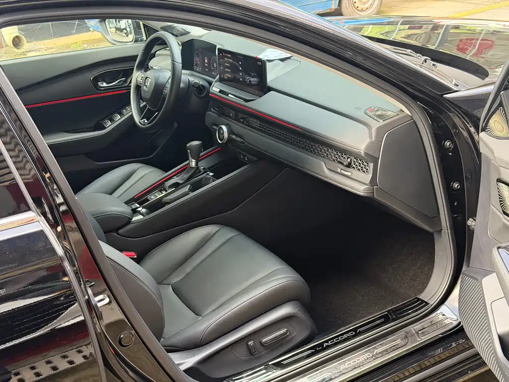 Honda Accord 2025