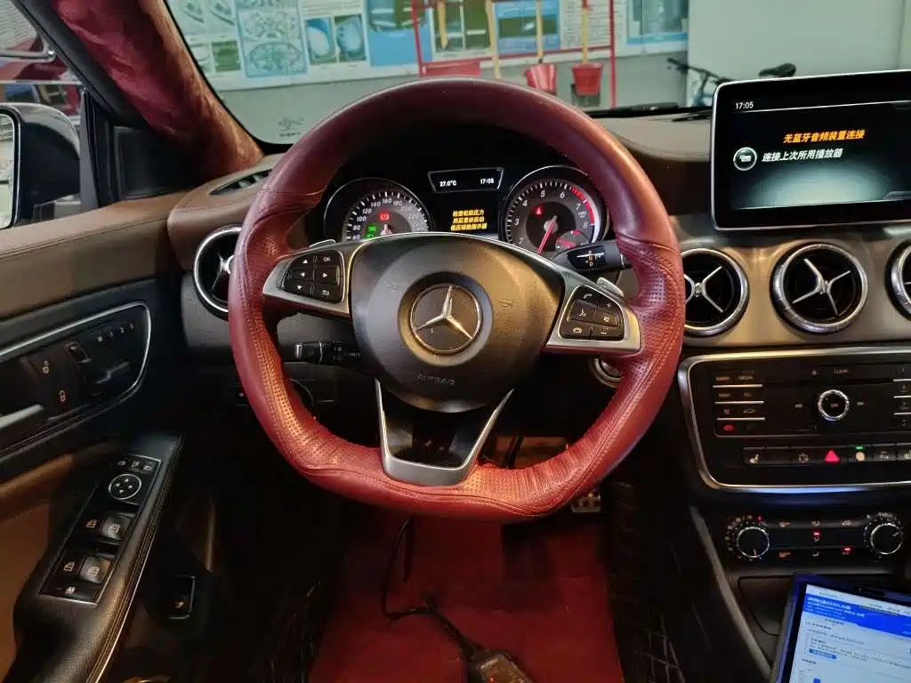 Mercedes-Benz CLA 2015 — фото 9
