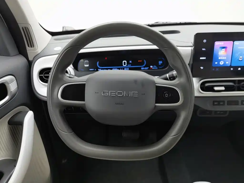 Geely Galaxy Panda 2025 — фото 11