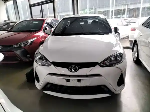 Toyota Yaris L 2019