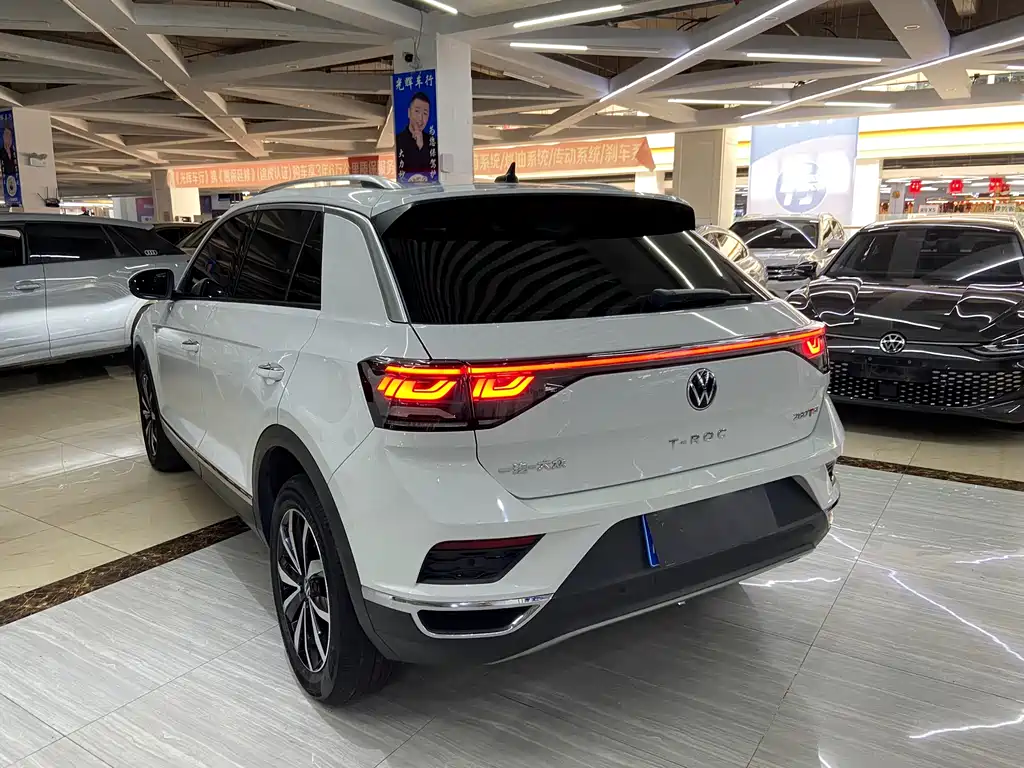 Volkswagen T-Roc 2023