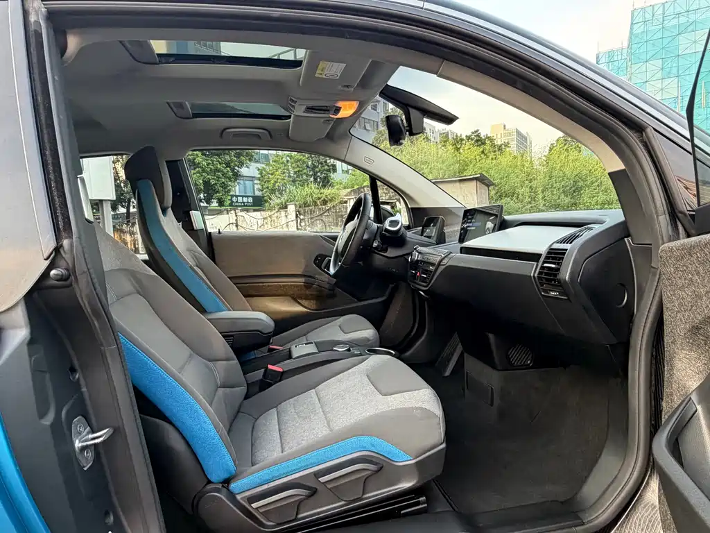 BMW i3 2019 — фото 10