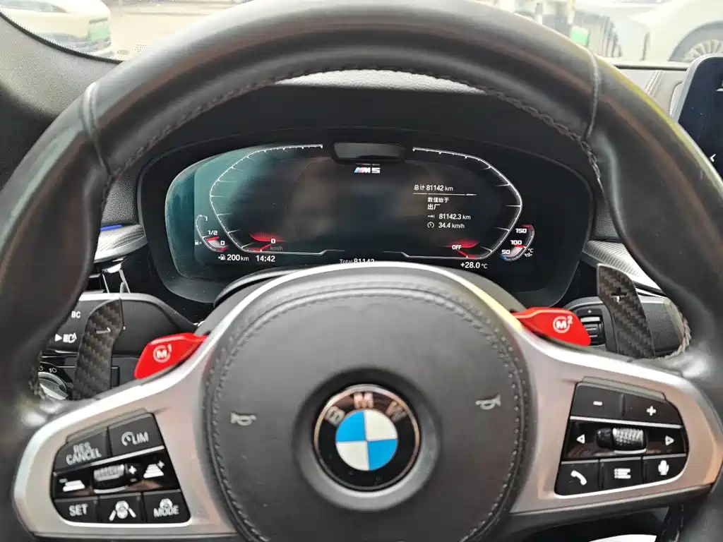 BMW M5 2020 — фото 16