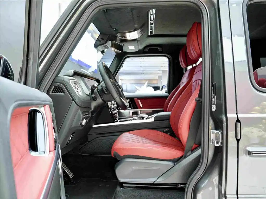 Mercedes-Benz G-Class 2023 — фото 10