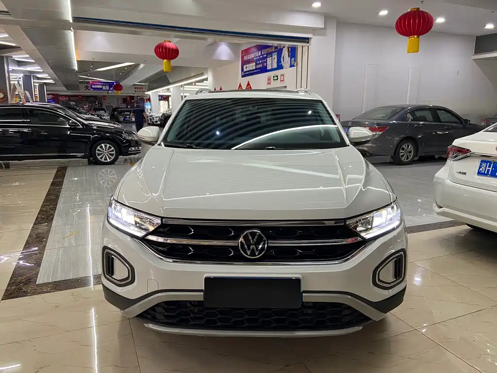 Volkswagen T-Roc 2023