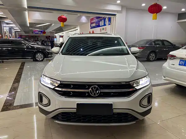 Volkswagen T-Roc 2023