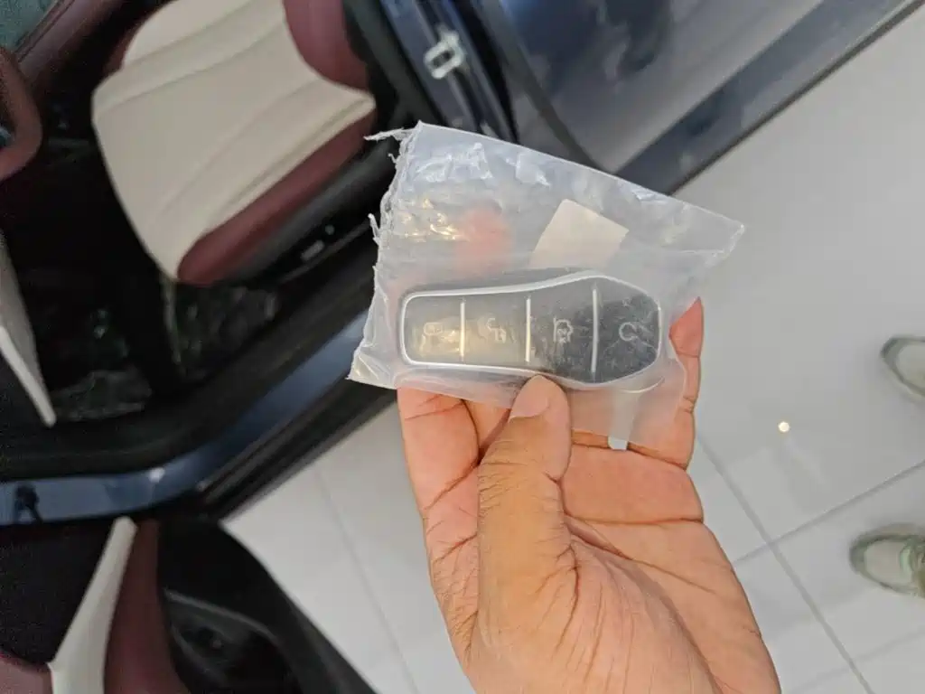 BYD Seal 07 DM-i 2026 — фото 9