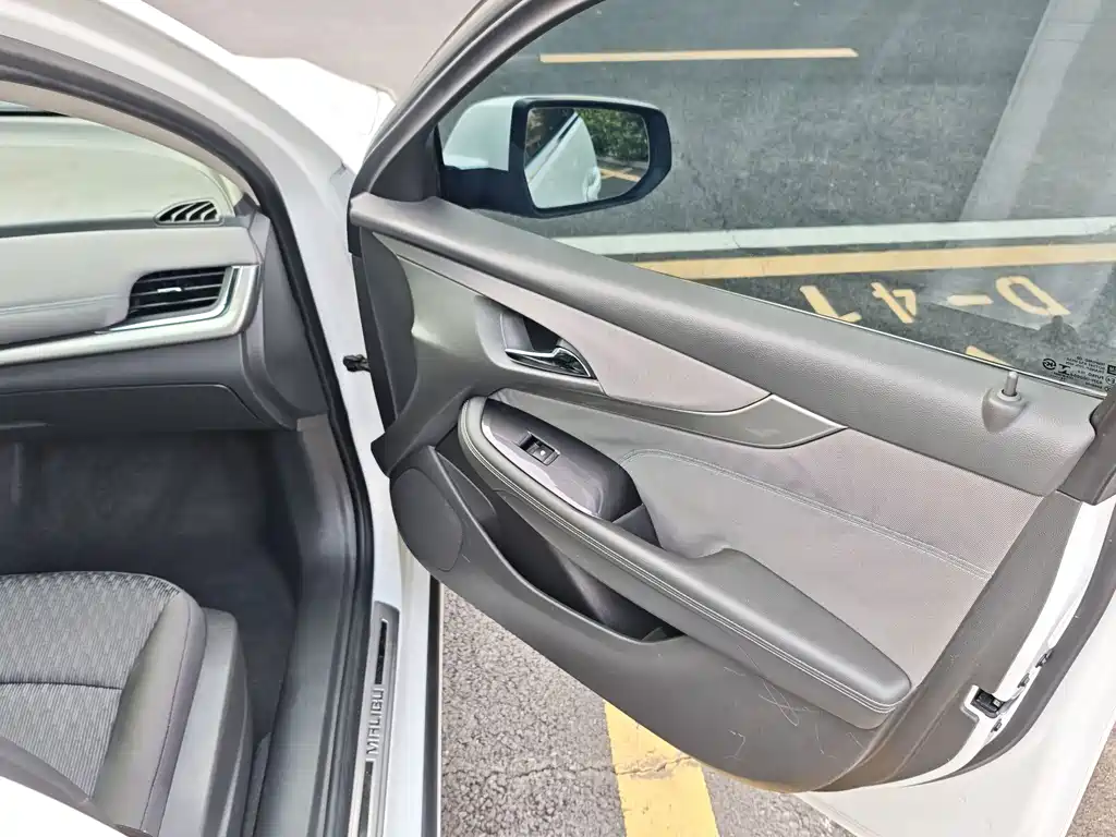 Chevrolet Malibu 2016 — фото 14