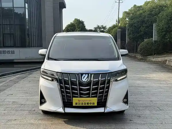 Toyota Alphard 2018