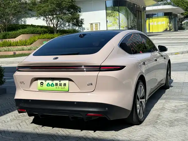NIO ET5 2024