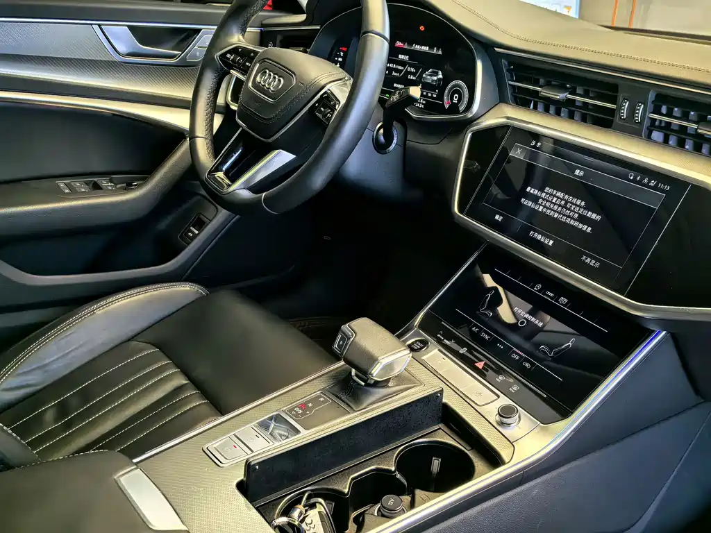 Audi A6L 2023 — фото 10