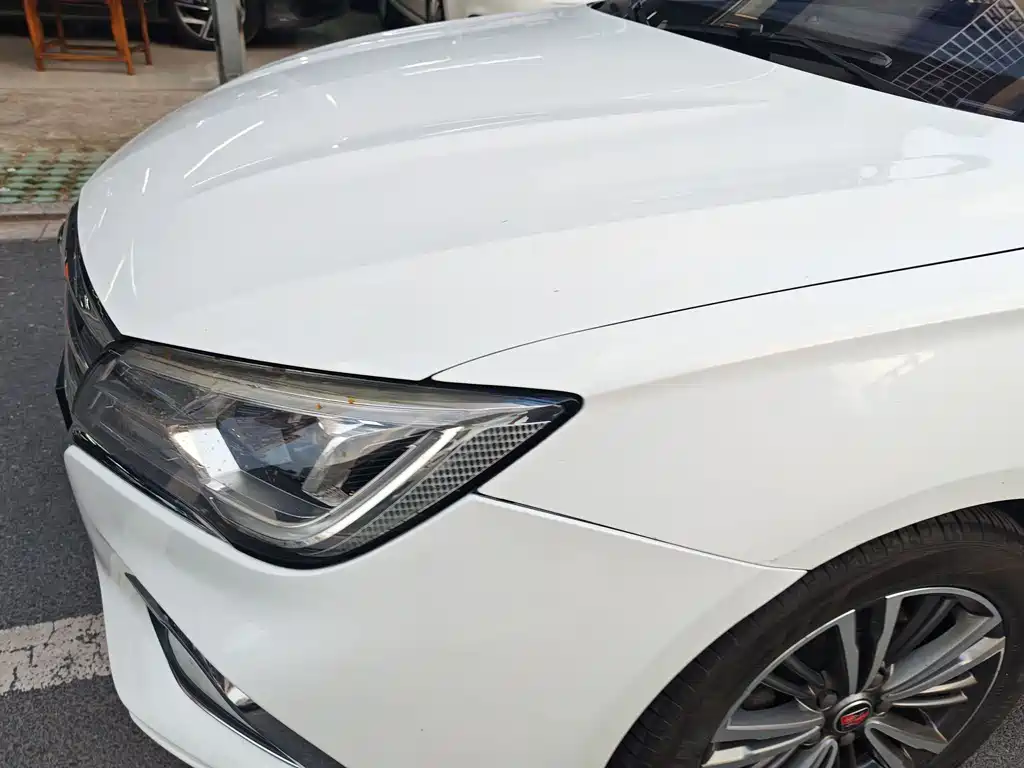 Roewe i5 2019 — фото 16