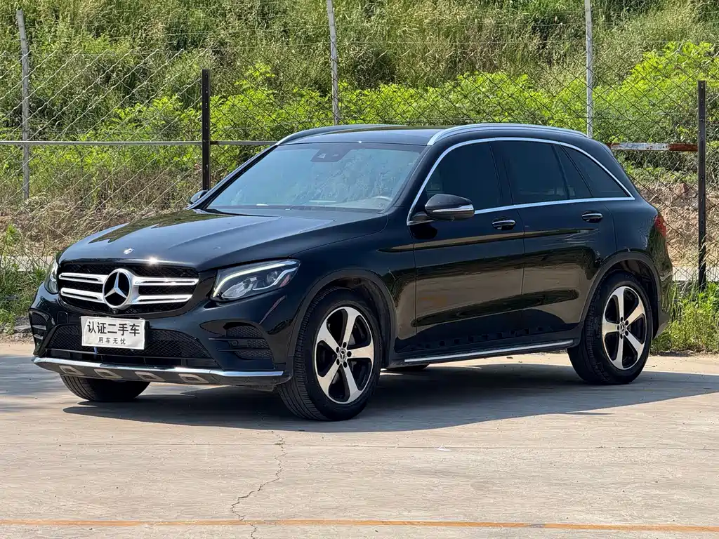 Mercedes-Benz GLC 2017 — фото 1