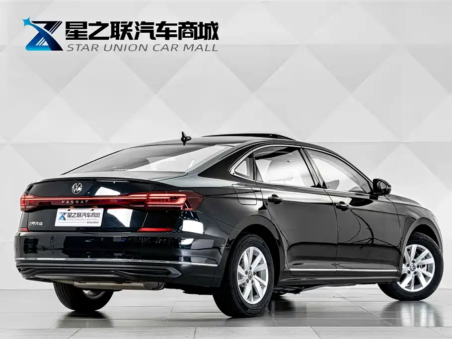 Volkswagen Passat 2025