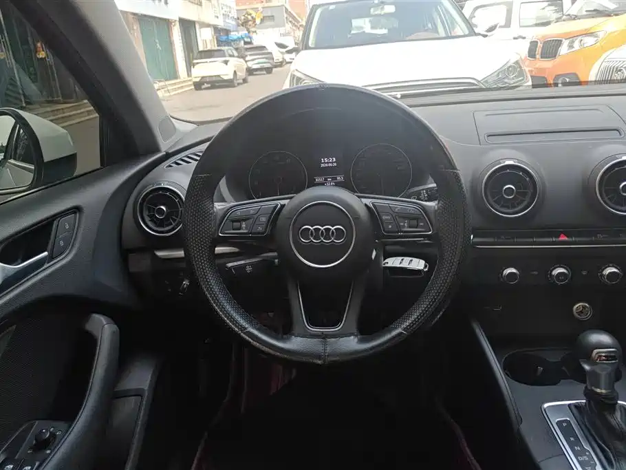 Audi A3 2021 — фото 15