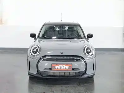 MINI MINI 2022