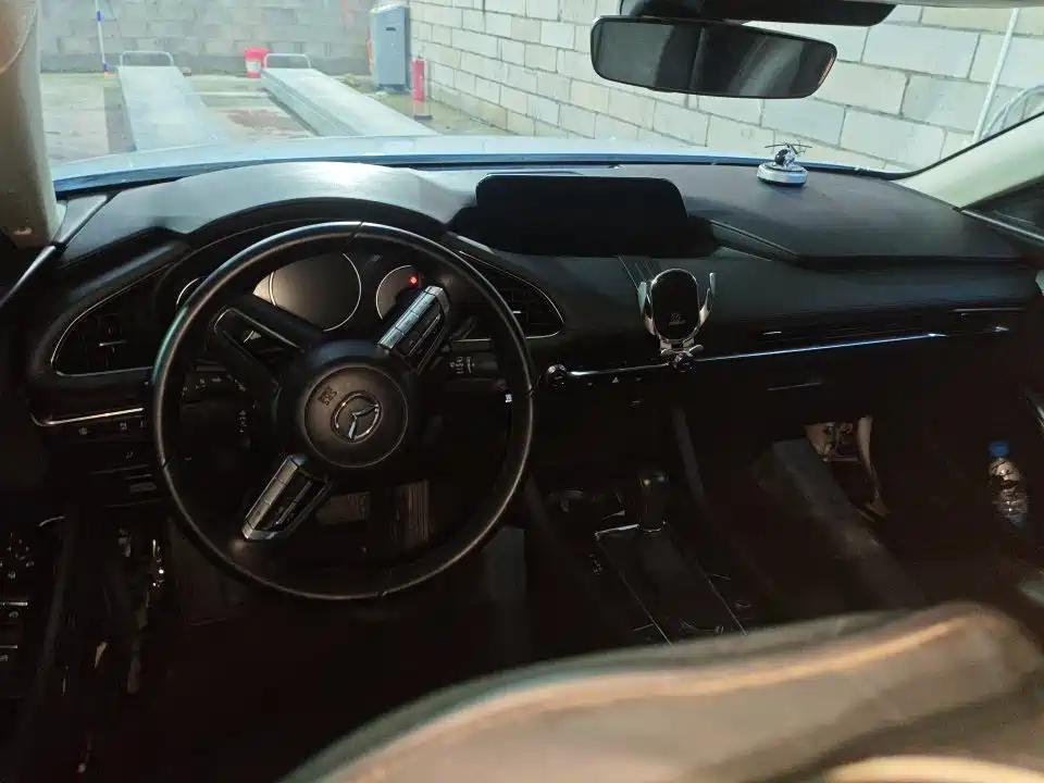 Mazda 3 Angkesela 2022